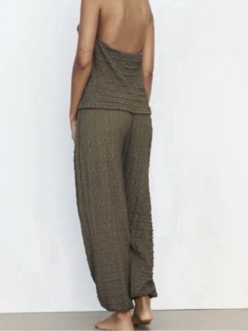 Zara Women's Olive Textured Relaxed Pants M nwot - Picture 2 of 4